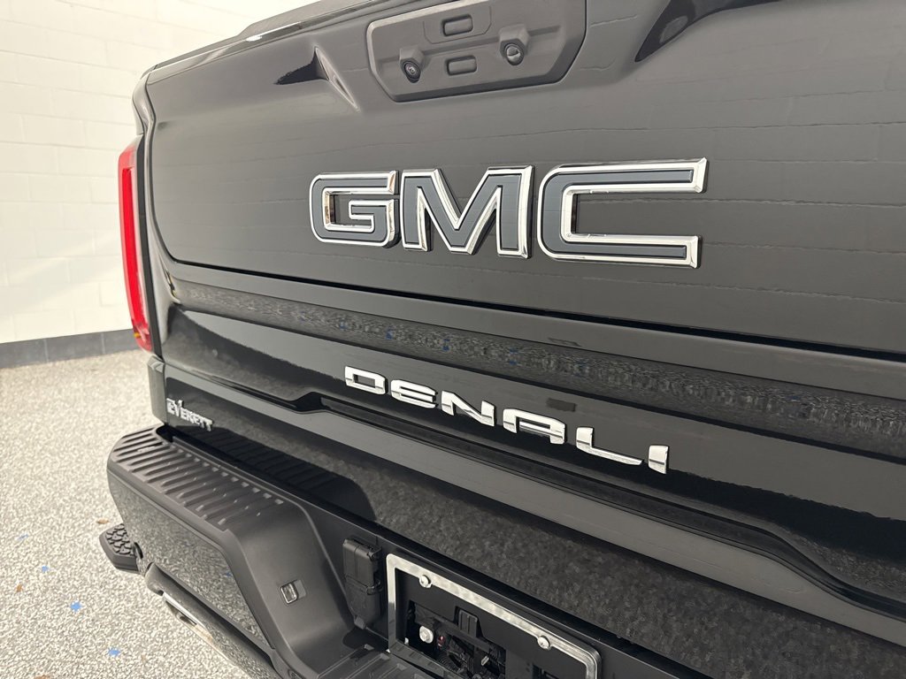 Used 2025 GMC Sierra 1500 Denali Ultimate image 30