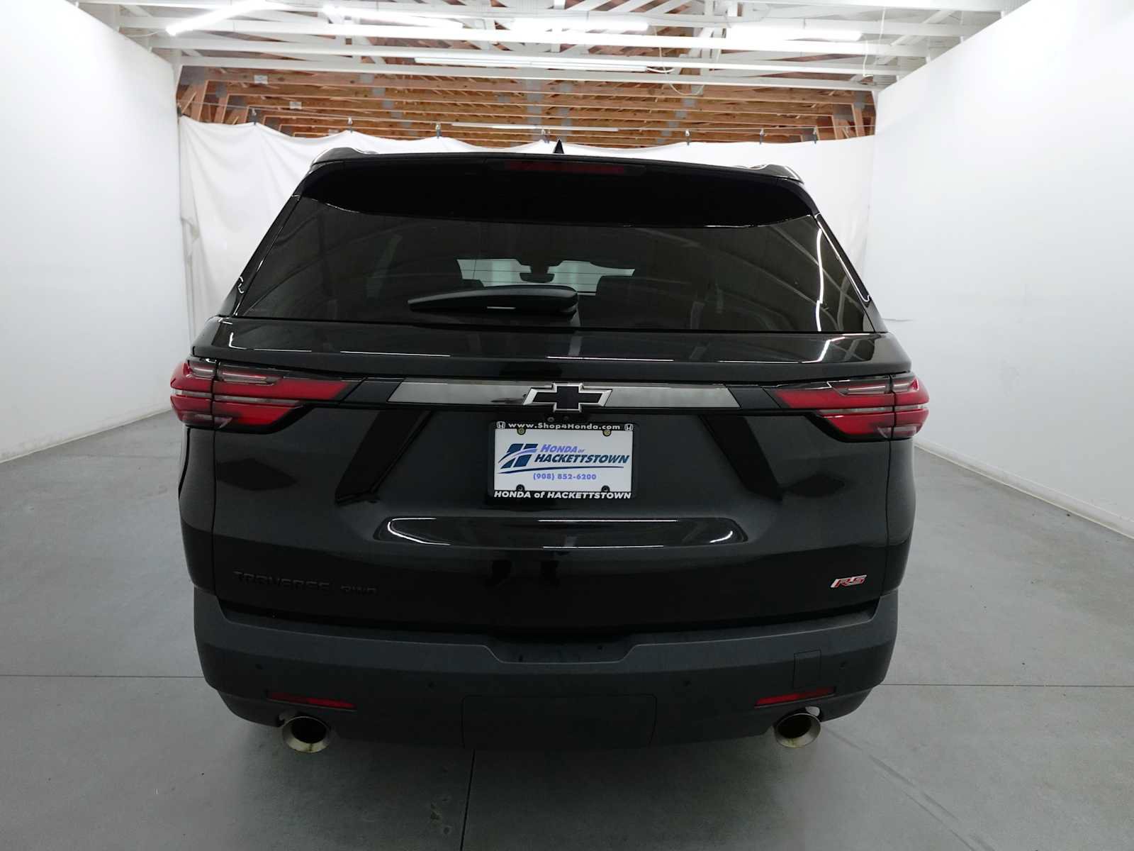 Used 2023 Chevrolet Traverse RS AWD/4WD image 6