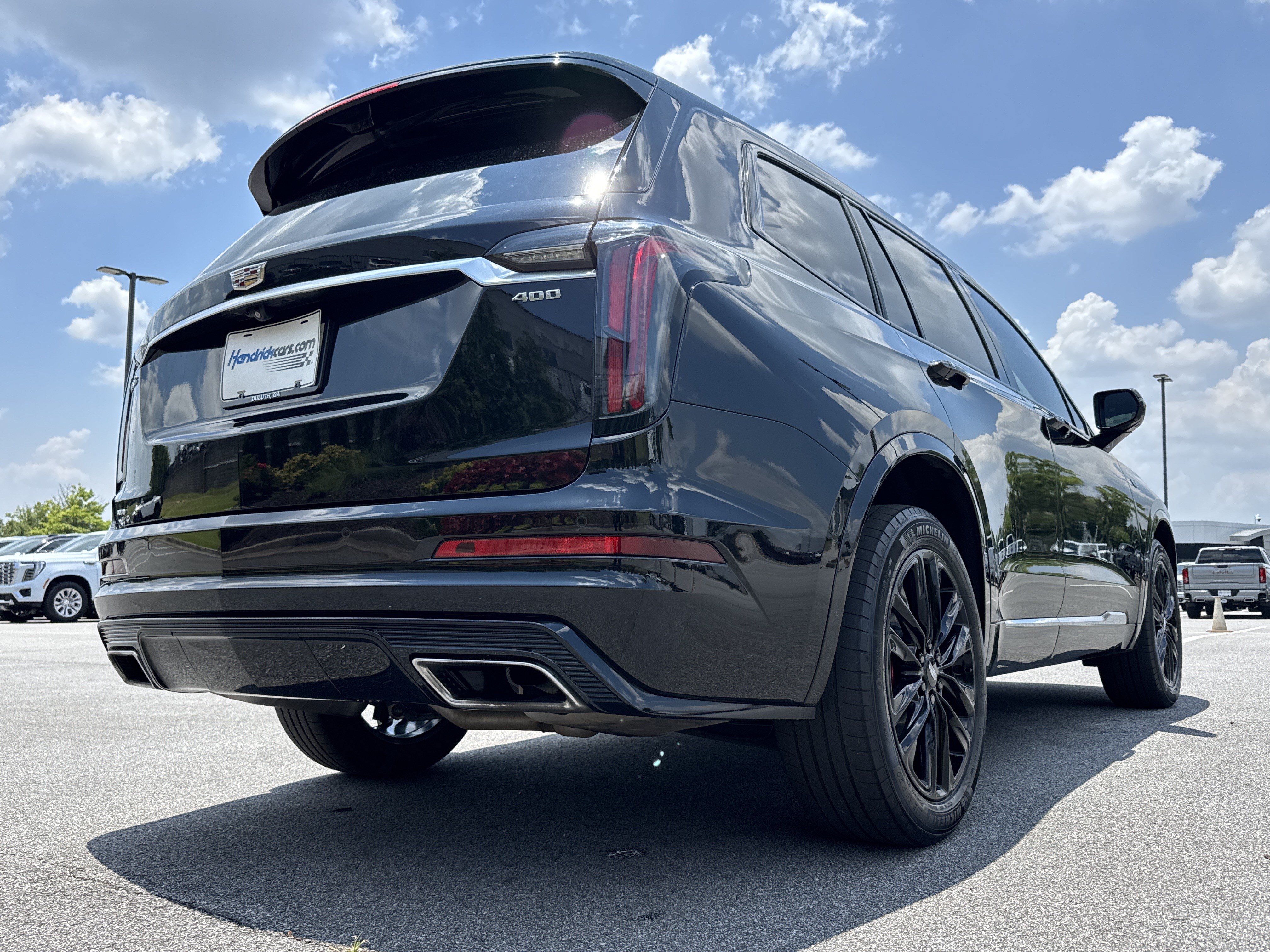 Used 2023 Cadillac XT6 Sport w/ Technology Package AWD/4WD image 10