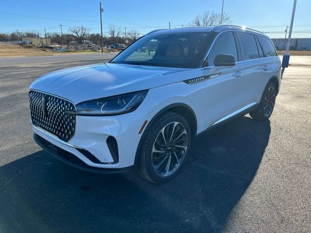 New 2026 Lincoln Aviator Reserve image 3