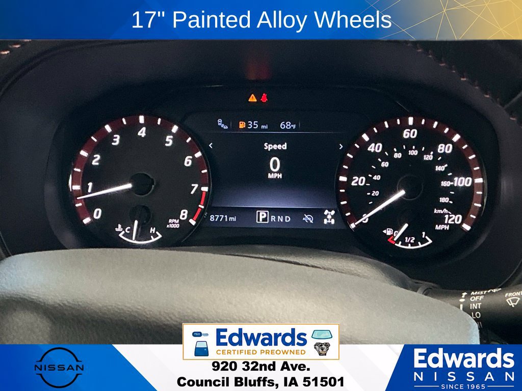 Used 2025 Nissan Frontier PRO-4X AWD/4WD image 17