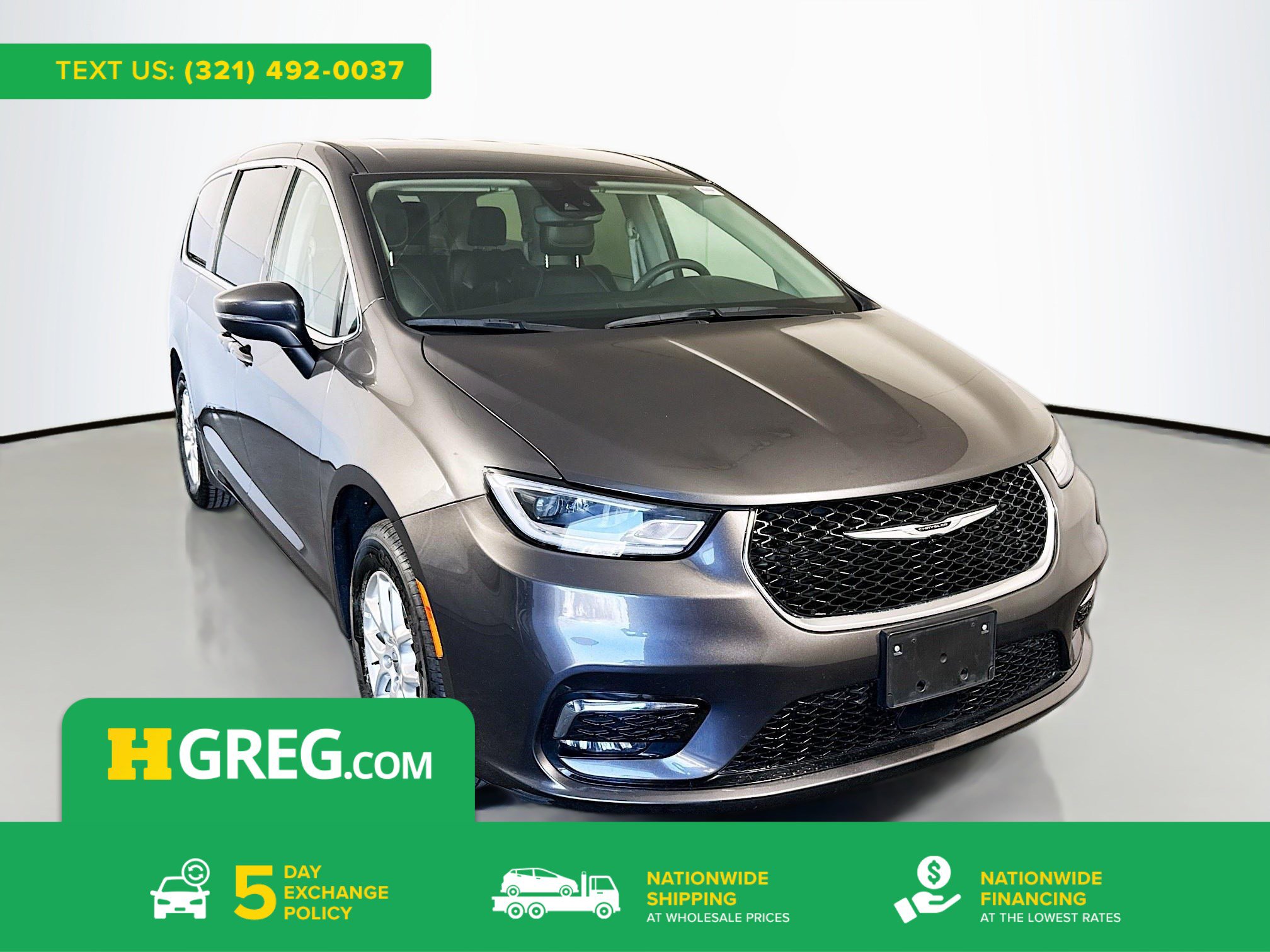 Used 2023 Chrysler Pacifica Touring-L image 1