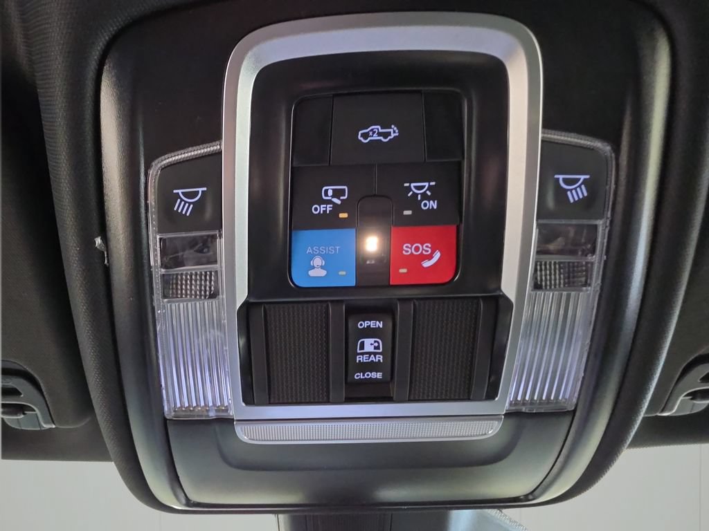 New 2027 RAM 1500 Laramie w/ Night Edition AWD/4WD image 29