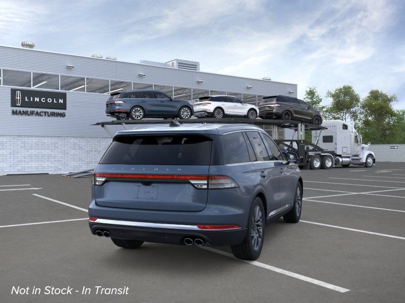 New 2026 Lincoln Aviator 2WD image 8