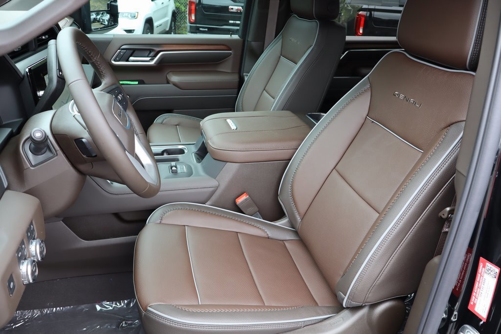 New 2026 GMC Sierra 2500 Denali w/ Snow Plow Prep/Camper Package image 13