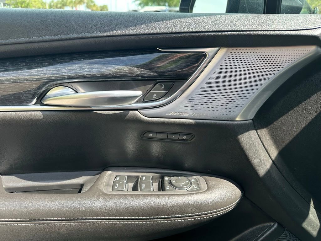 Used 2023 Cadillac XT5 Premium Luxury AWD/4WD image 33