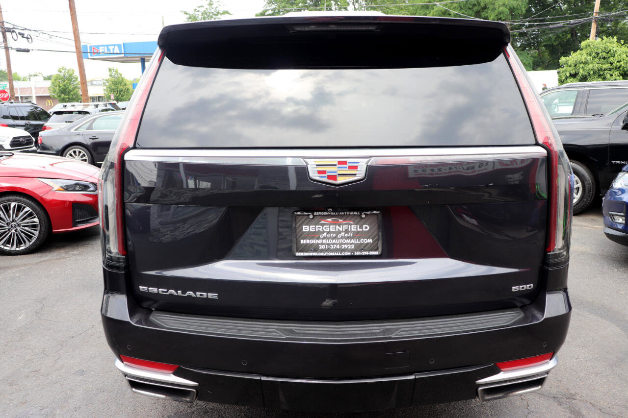 Used 2023 Cadillac Escalade ESV Premium Luxury image 4