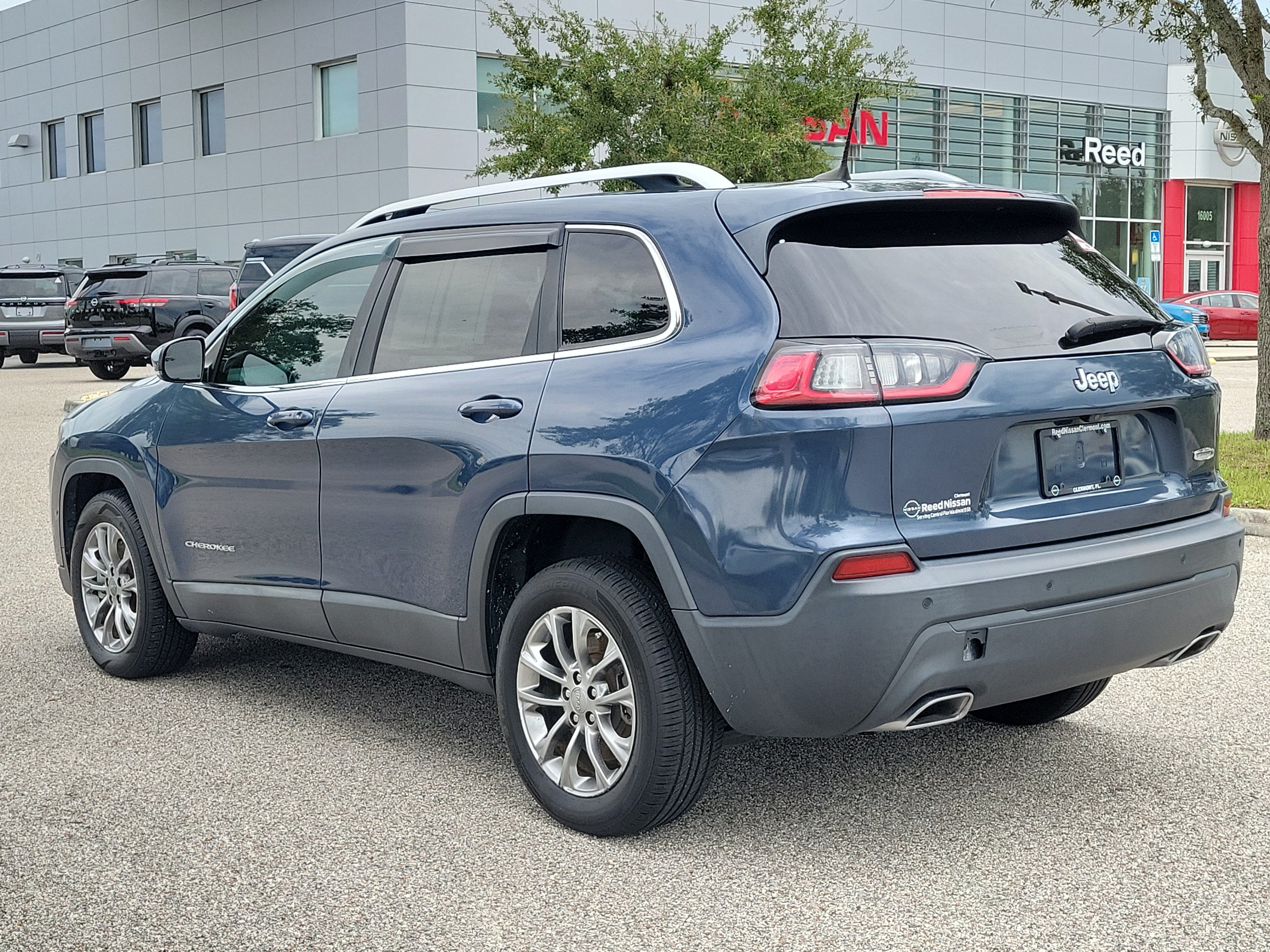 Used 2021 Jeep Cherokee Latitude Lux w/ Sun & Sound Group FWD image 7