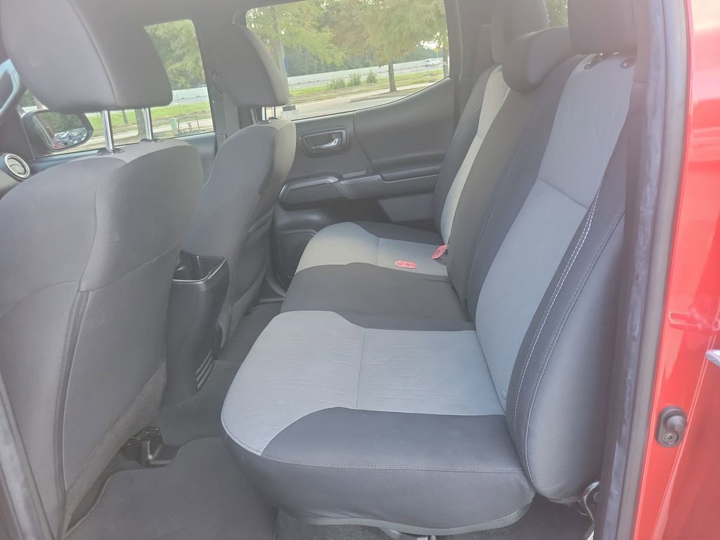 Certified 2023 Toyota Tacoma TRD Off-Road image 16