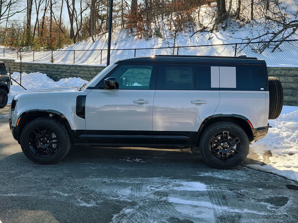 Used 2026 Land Rover Defender 110 X-Dynamic SE image 6
