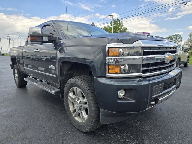 Used 2019 Chevrolet Silverado 2500 High Country w/ Duramax Plus Package AWD/4WD image 3