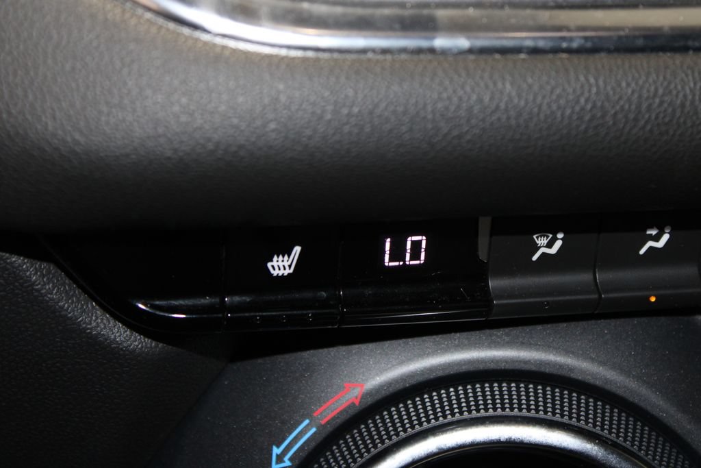 Used 2024 Chevrolet Blazer LT w/ Convenience Package FWD image 39