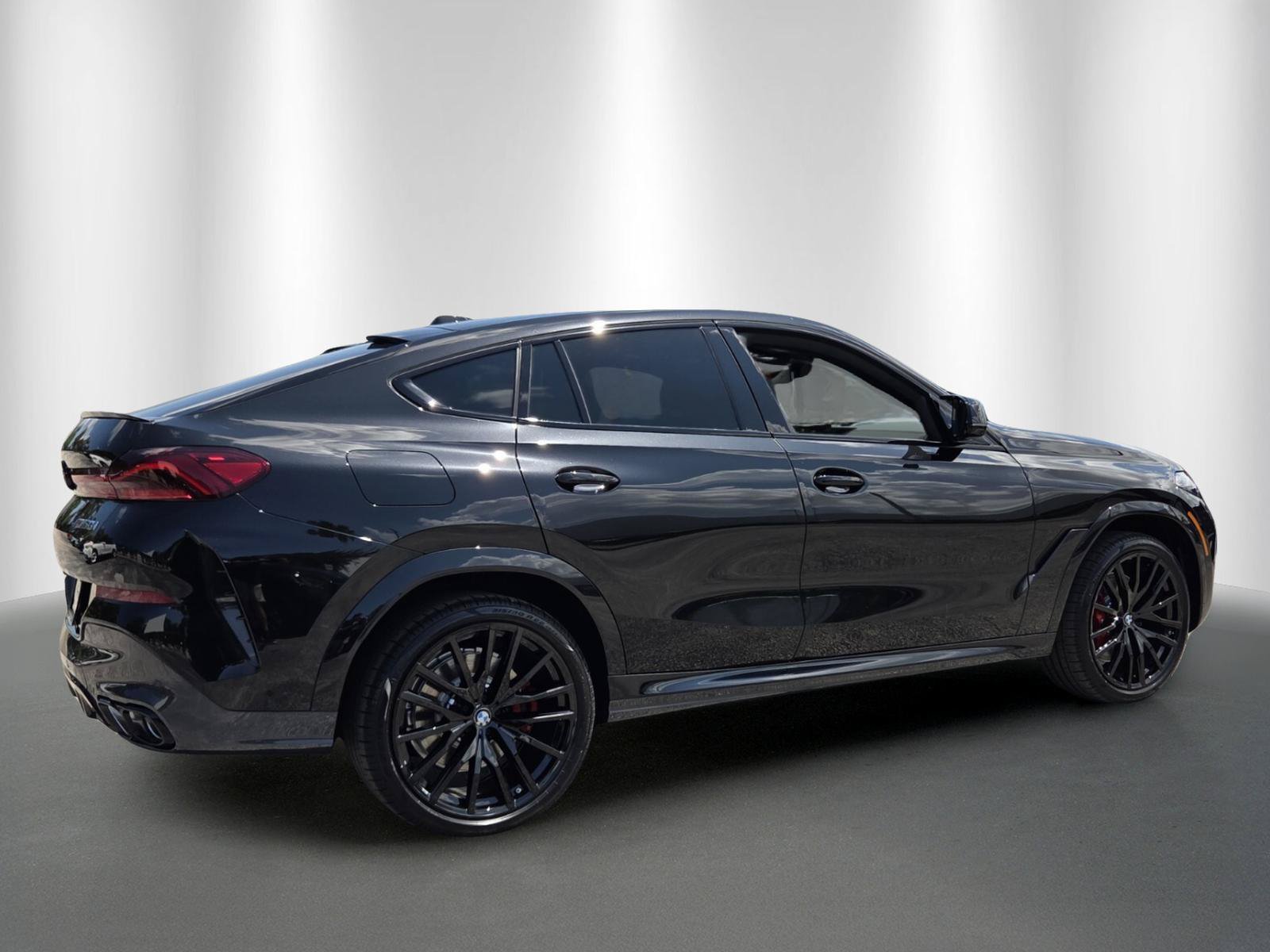 New 2027 BMW X6 M60i AWD/4WD image 7
