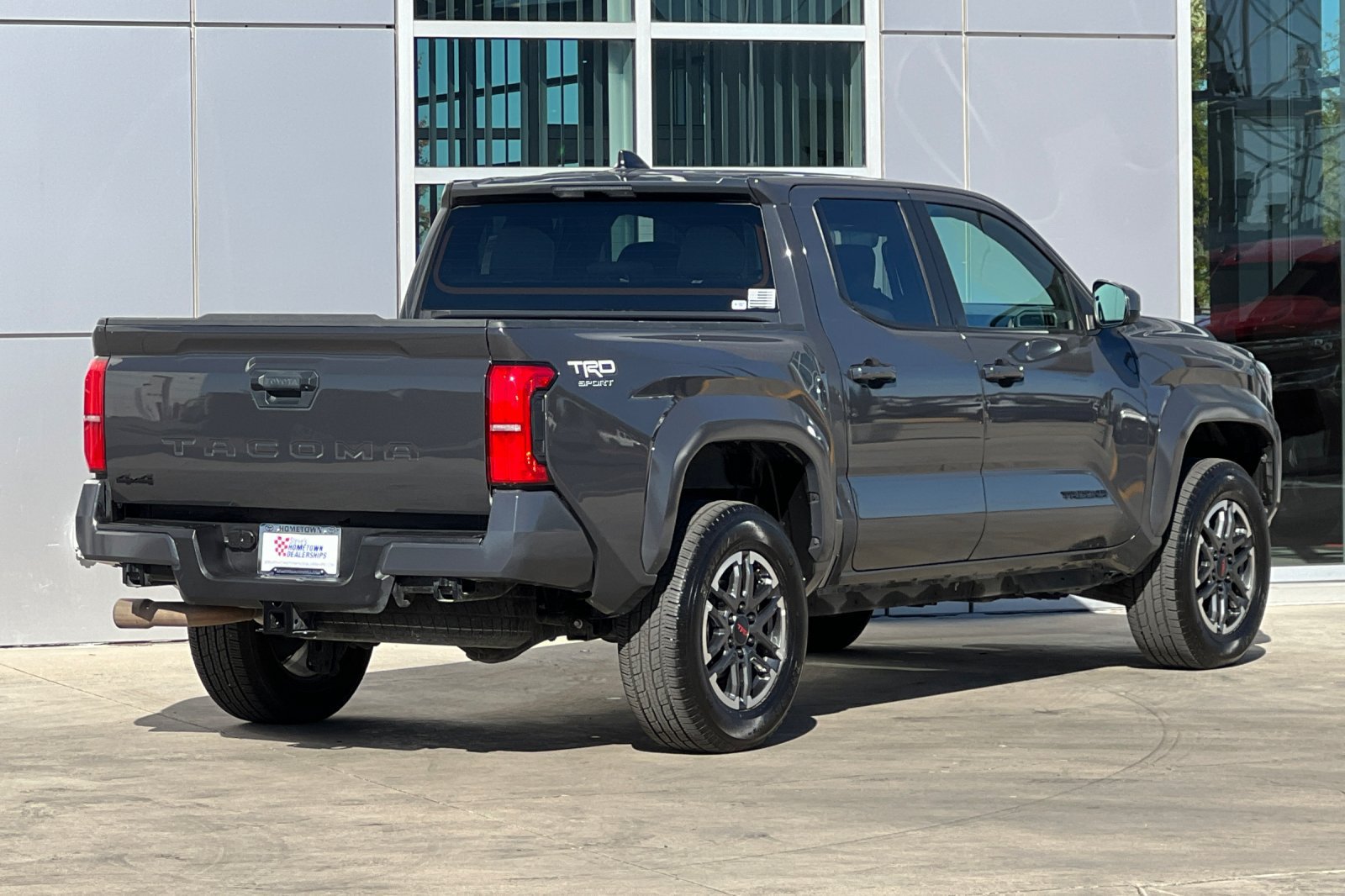 Used 2026 Toyota Tacoma TRD Sport AWD/4WD image 4