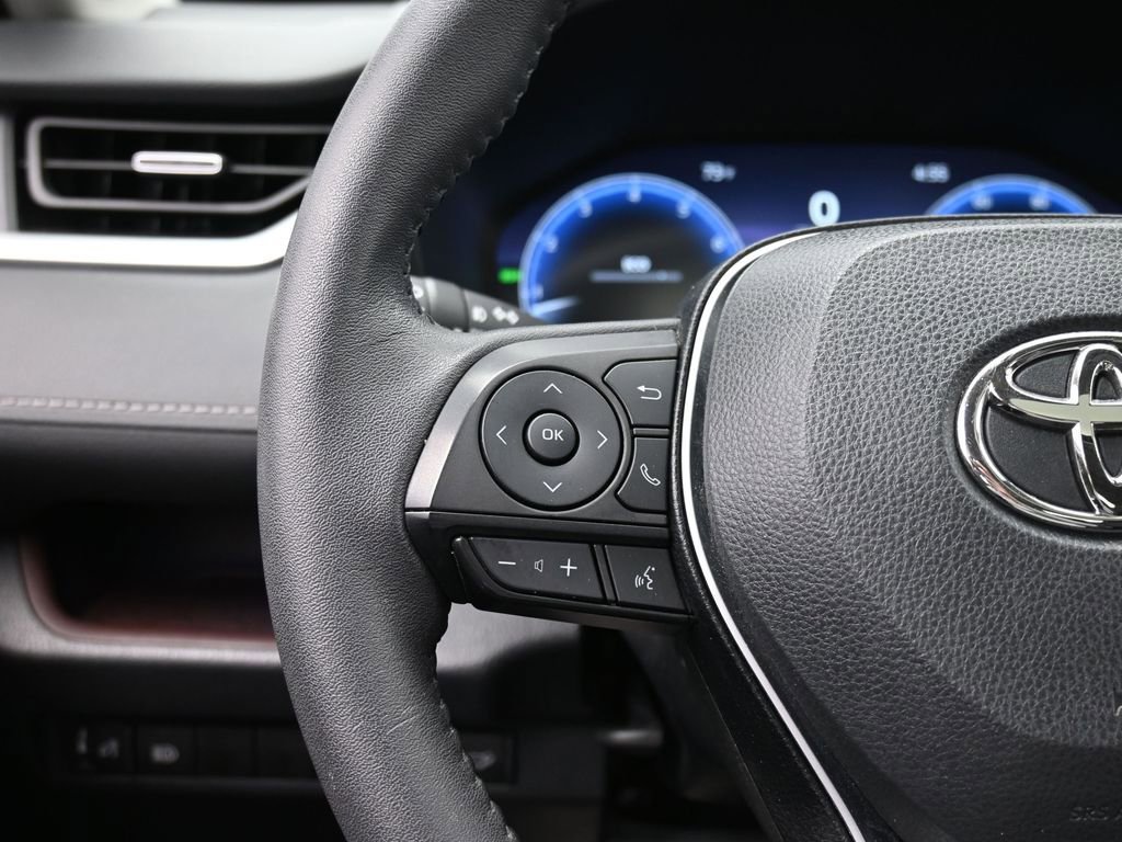 Used 2023 Toyota RAV4 Limited image 28