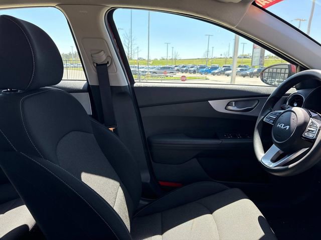 Used 2022 Kia Forte LXS image 16