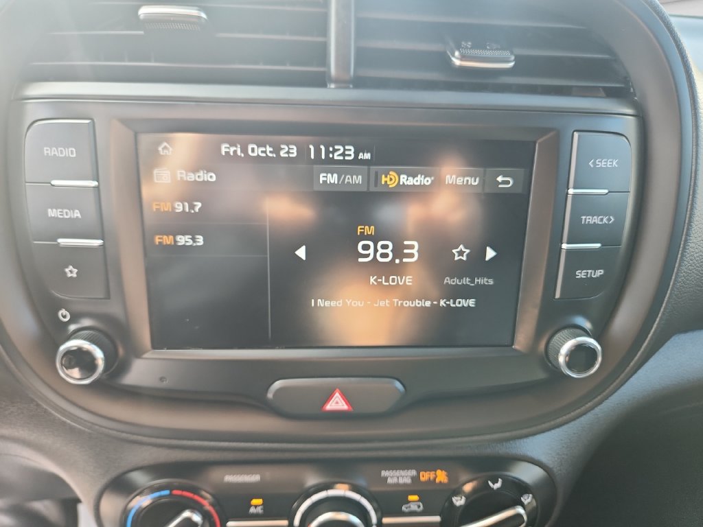 Certified 2024 Kia Soul LX w/ LX Technology Package FWD image 14
