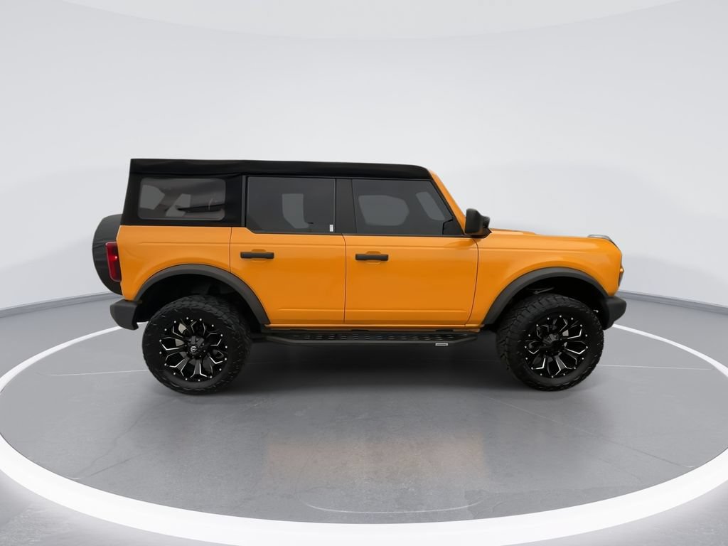 Used 2022 Ford Bronco 4-Door AWD/4WD image 9