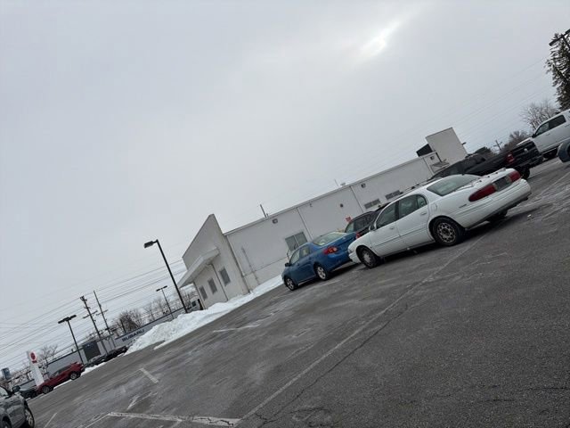 Used 2025 Chevrolet Trax RS w/ Driver Confidence Package image 23