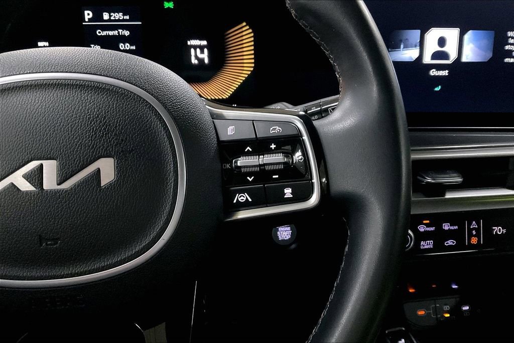 Used 2024 Kia Sorento S image 18