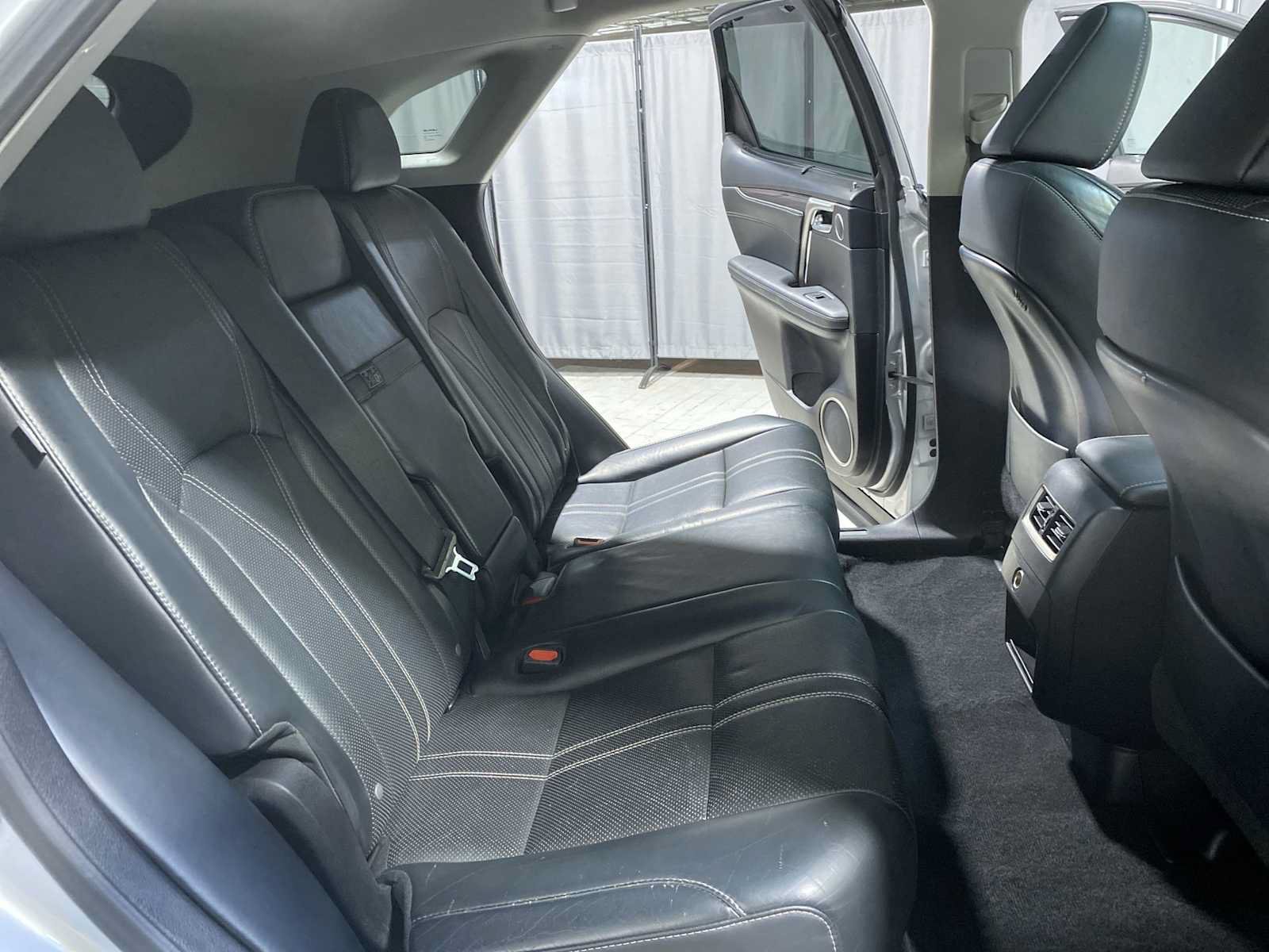 Used 2016 Lexus RX 450h AWD w/ Luxury Package image 13
