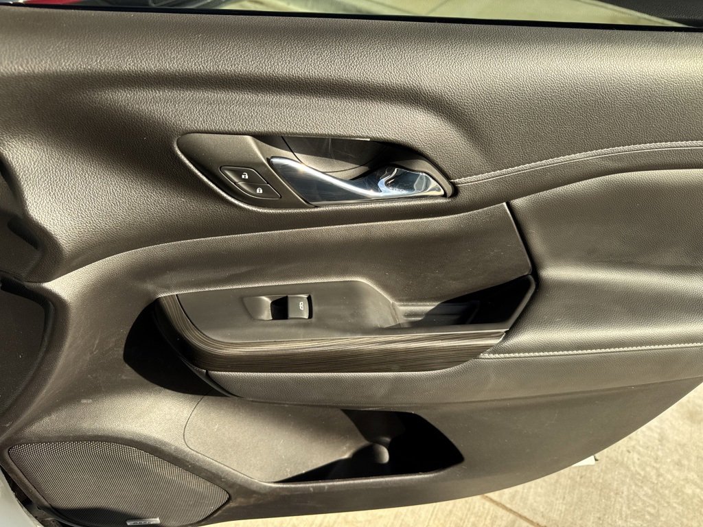 Used 2023 GMC Acadia SLT image 20