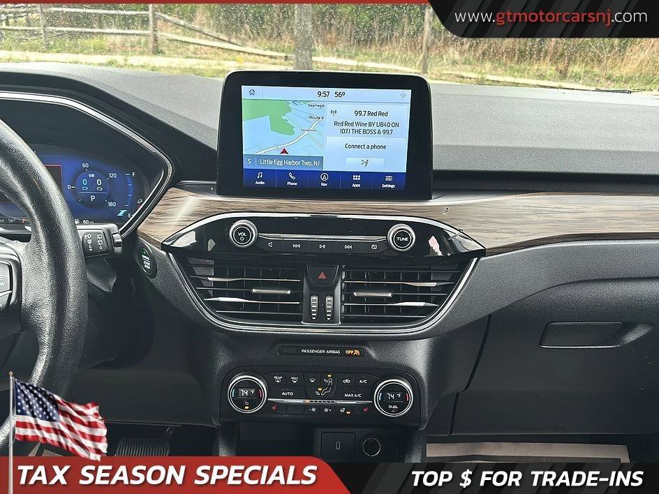Used 2020 Ford Escape Titanium AWD/4WD image 33