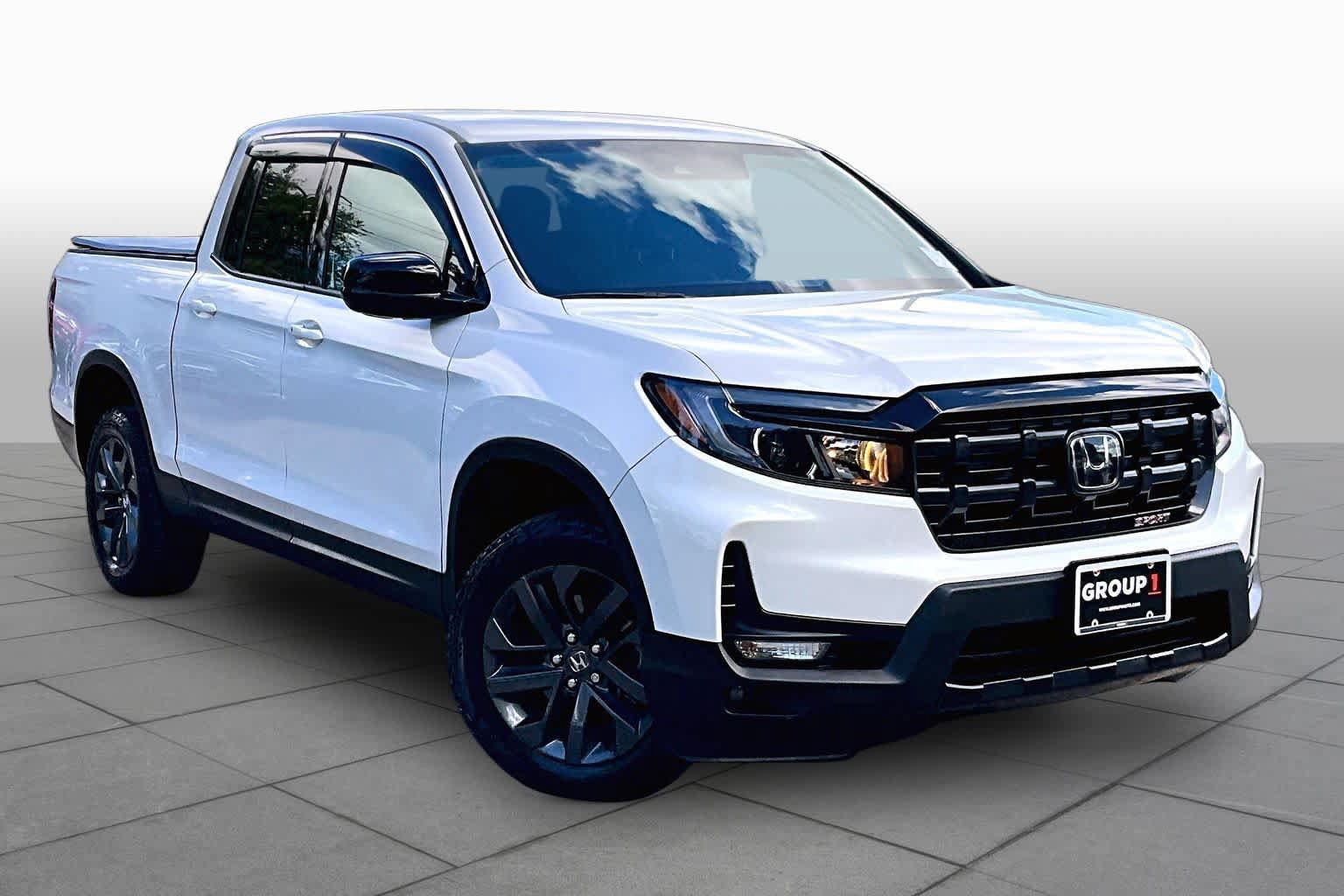 Used 2024 Honda Ridgeline Sport image 3