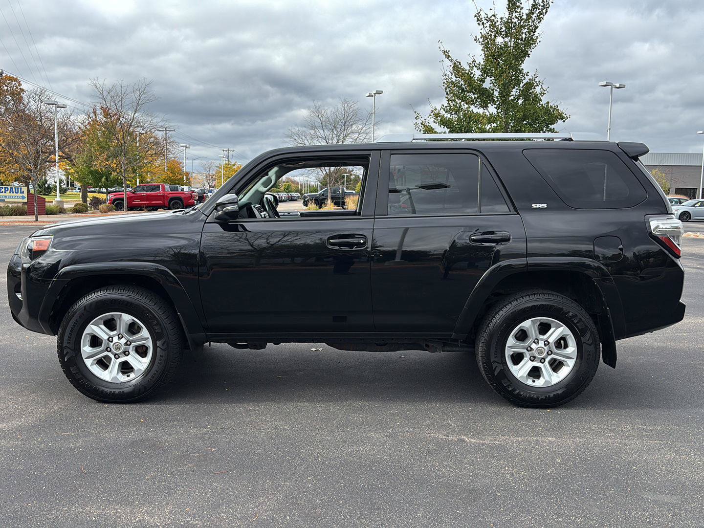 Used 2018 Toyota 4Runner SR5 Premium AWD/4WD image 24
