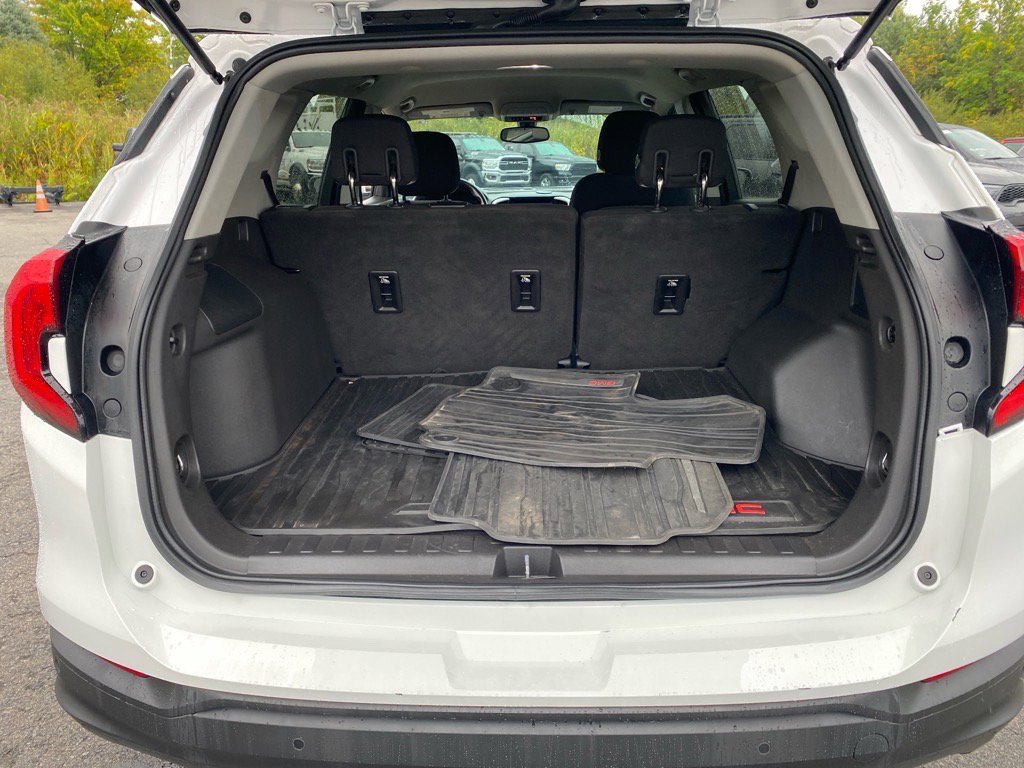 Used 2018 GMC Terrain SLE w/ Driver Convenience Package image 23