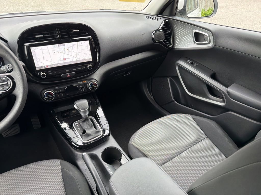 Certified 2023 Kia Soul S FWD image 23