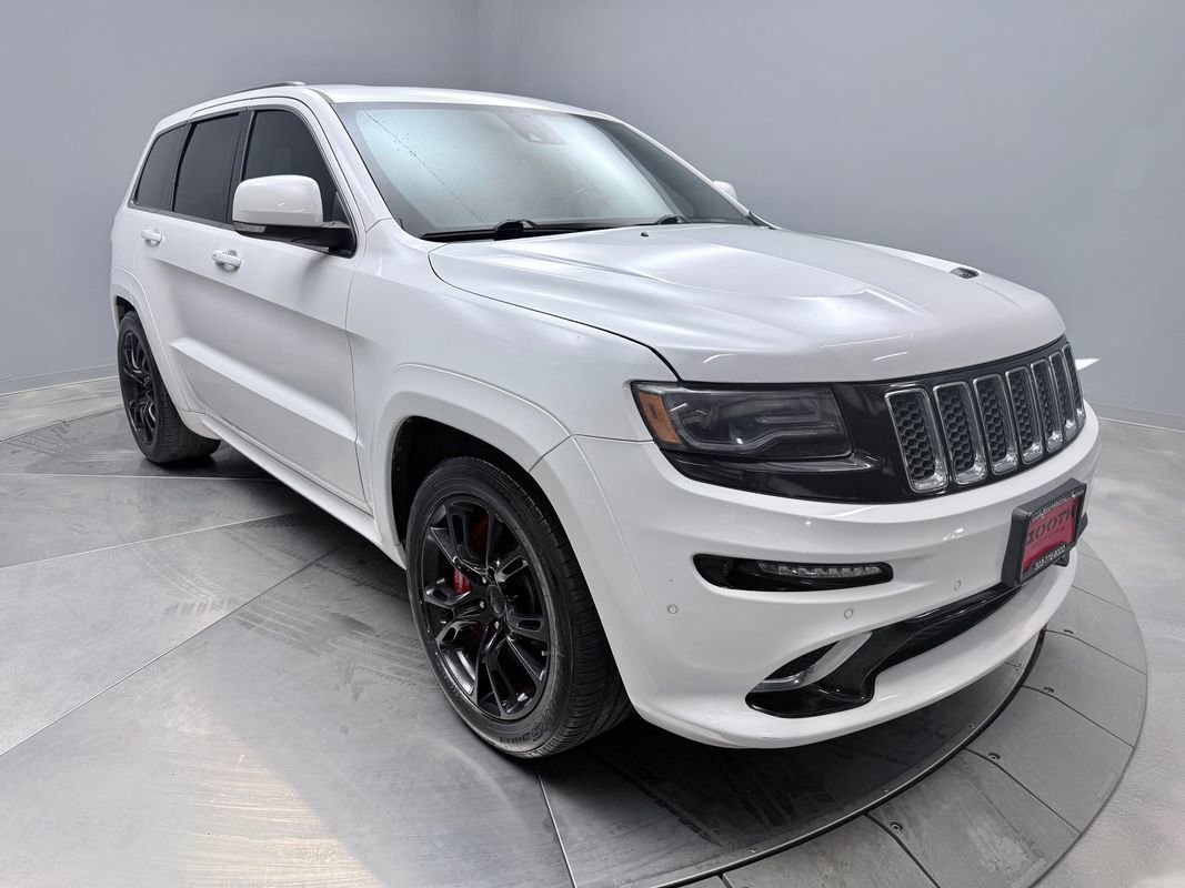 Used 2014 Jeep Grand Cherokee SRT image 3