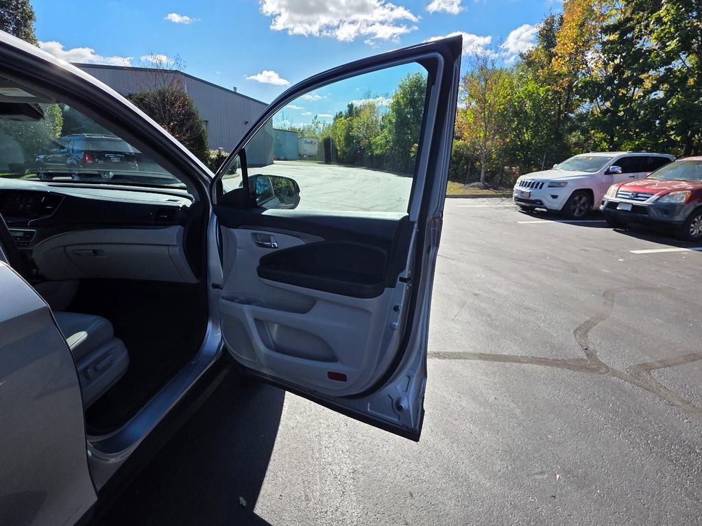 Used 2022 Honda Pilot Special Edition image 43