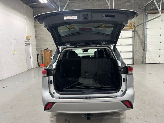 Used 2021 Toyota Highlander Platinum image 23