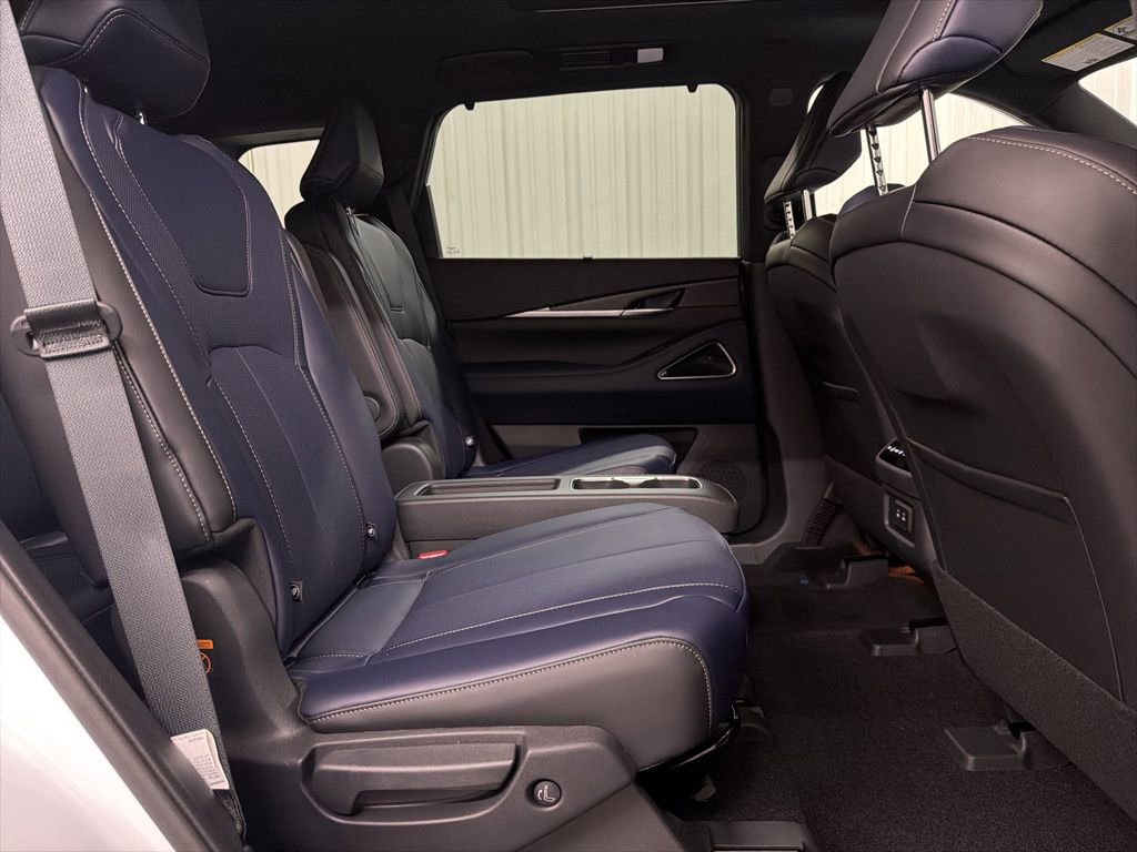 Used 2026 INFINITI QX60 Sport w/ Dark Cargo Package AWD/4WD image 35