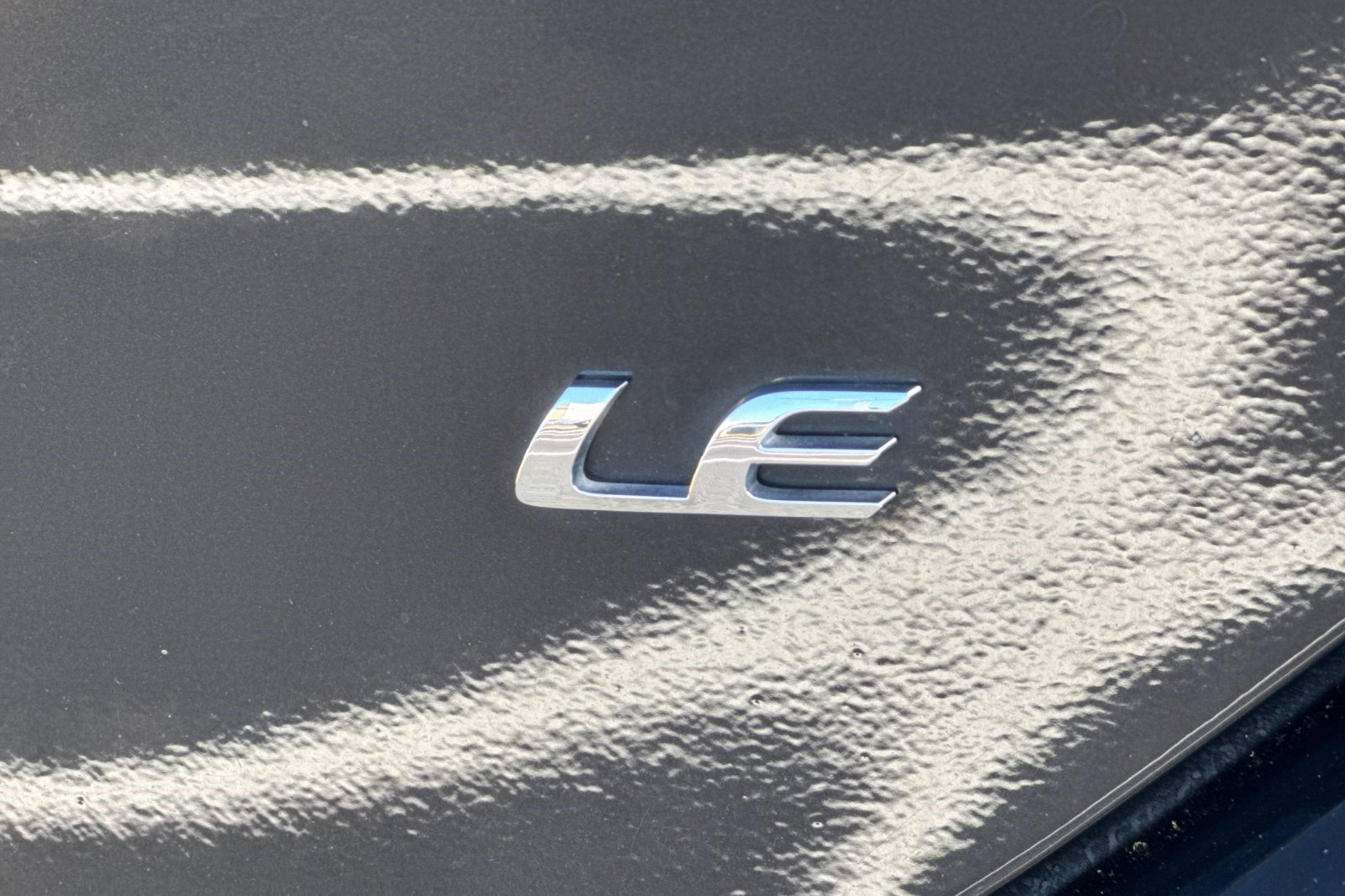 Used 2018 Toyota Corolla LE FWD image 23