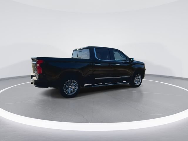 Used 2022 Chevrolet Silverado 1500 High Country w/ High Country Premium Package image 12
