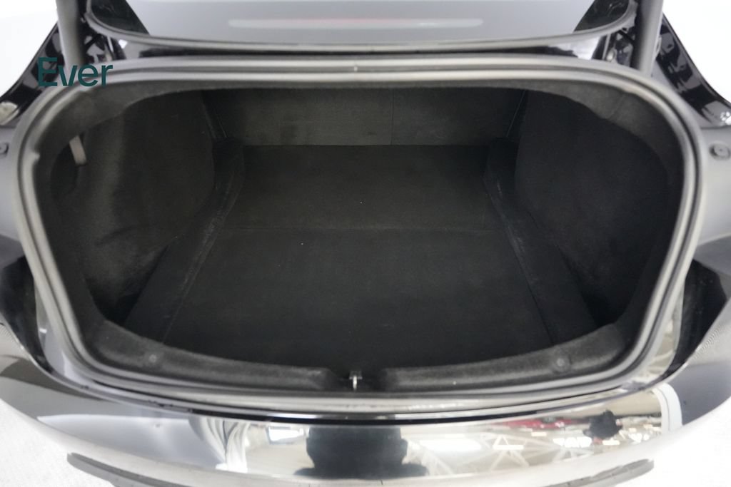 Used 2024 Tesla Model 3 Standard Range RWD image 8
