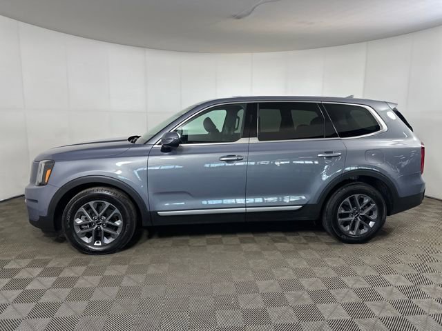 Used 2023 Kia Telluride LX image 6