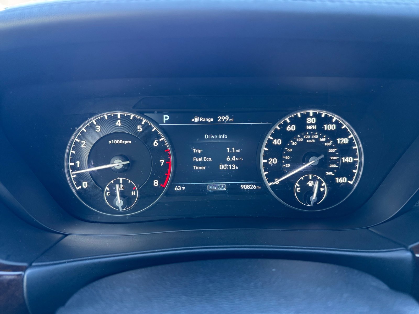 Used 2017 Genesis G90 3.3T Premium image 10