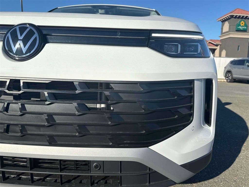 New 2026 Volkswagen Tiguan S image 7