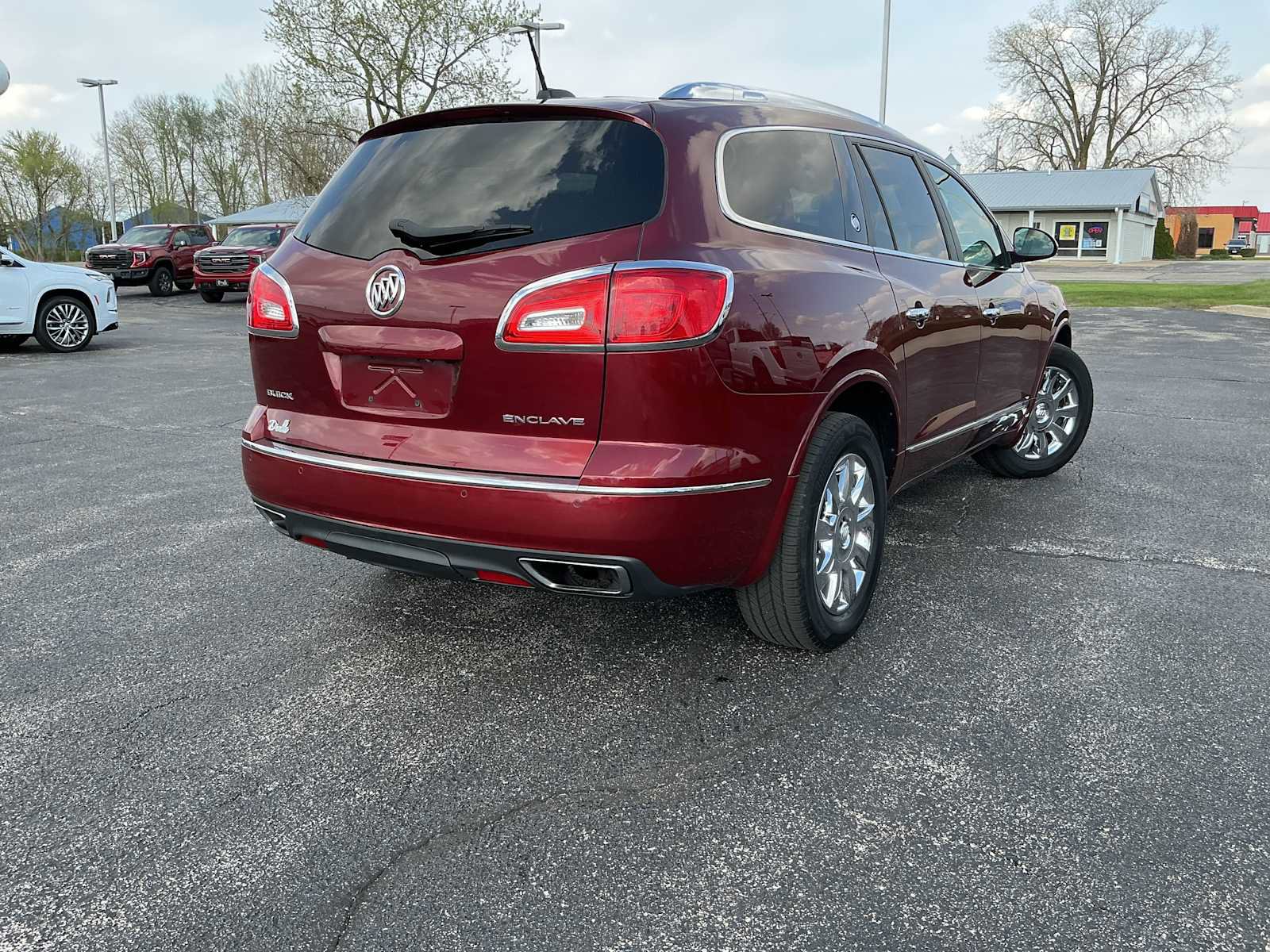 Used 2017 Buick Enclave Premium w/ Trailering Package image 4