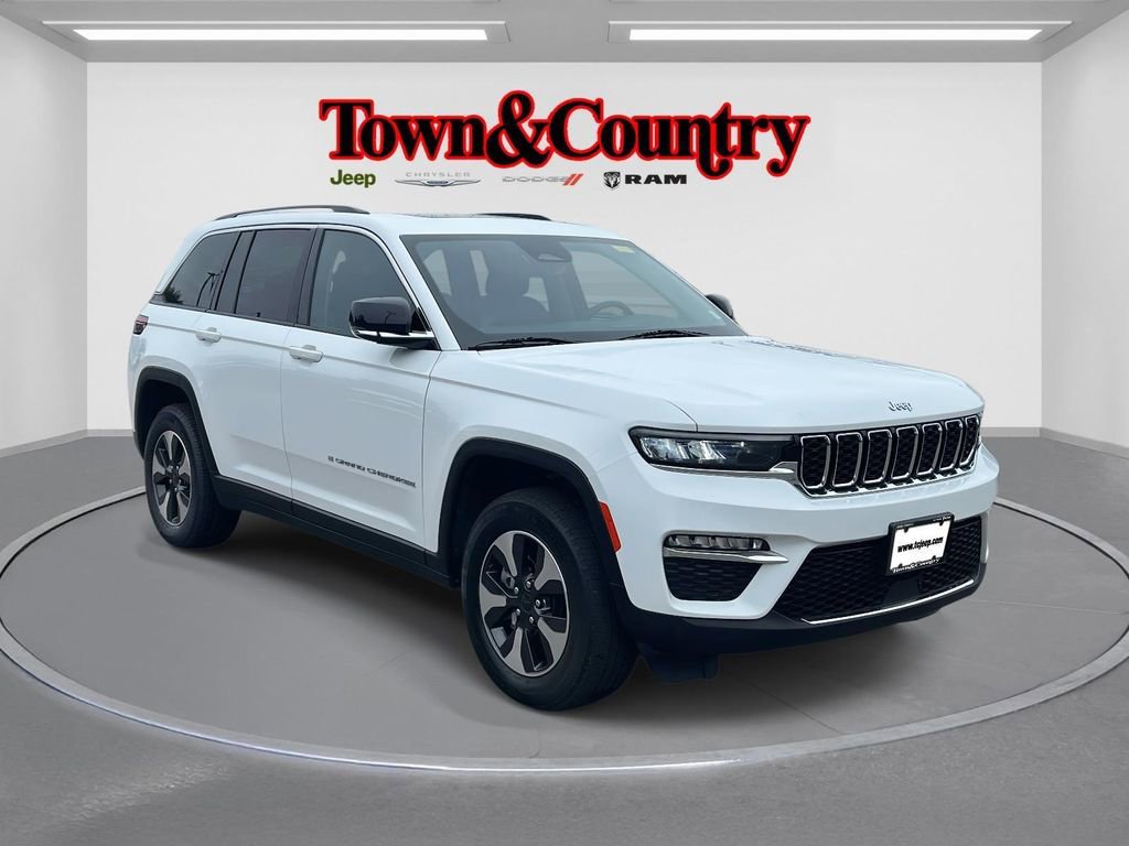 Used 2024 Jeep Grand Cherokee Limited 4xe image 1