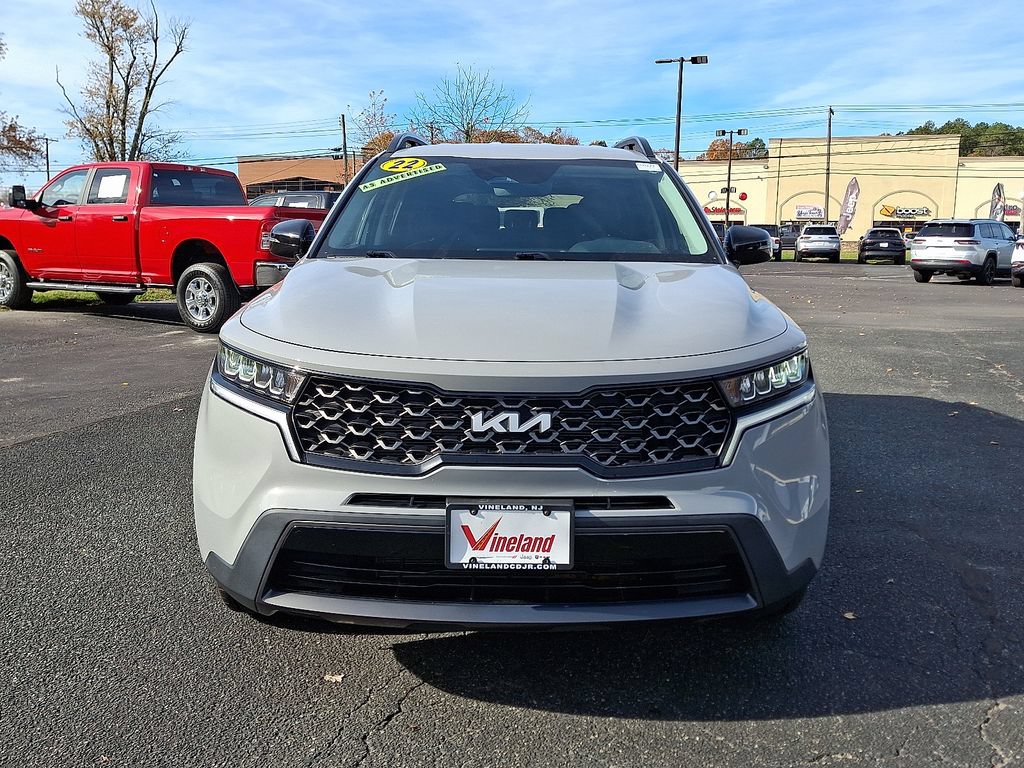Used 2022 Kia Sorento S AWD/4WD image 2