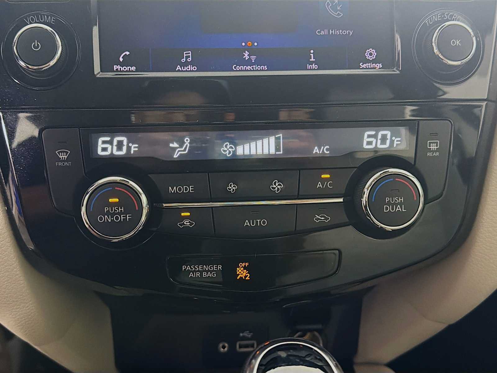 Used 2020 Nissan Rogue Sport SV w/ All-Weather Package AWD/4WD image 13
