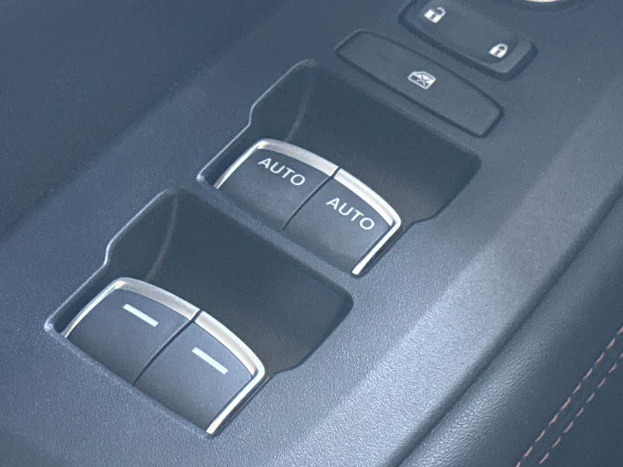 Used 2024 Honda HR-V Sport image 17