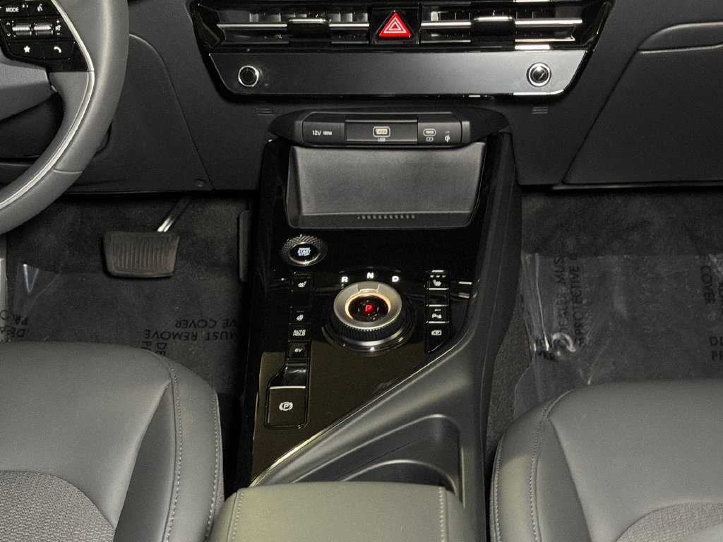 Certified 2024 Kia Niro EX w/ EX Cold Weather Package FWD image 15