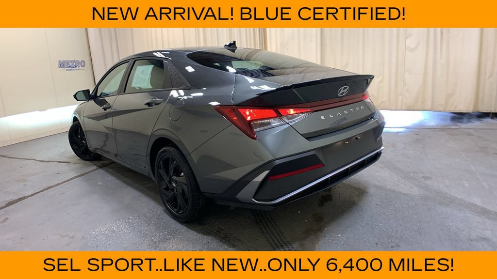 Used 2026 Hyundai Elantra Sport FWD image 5
