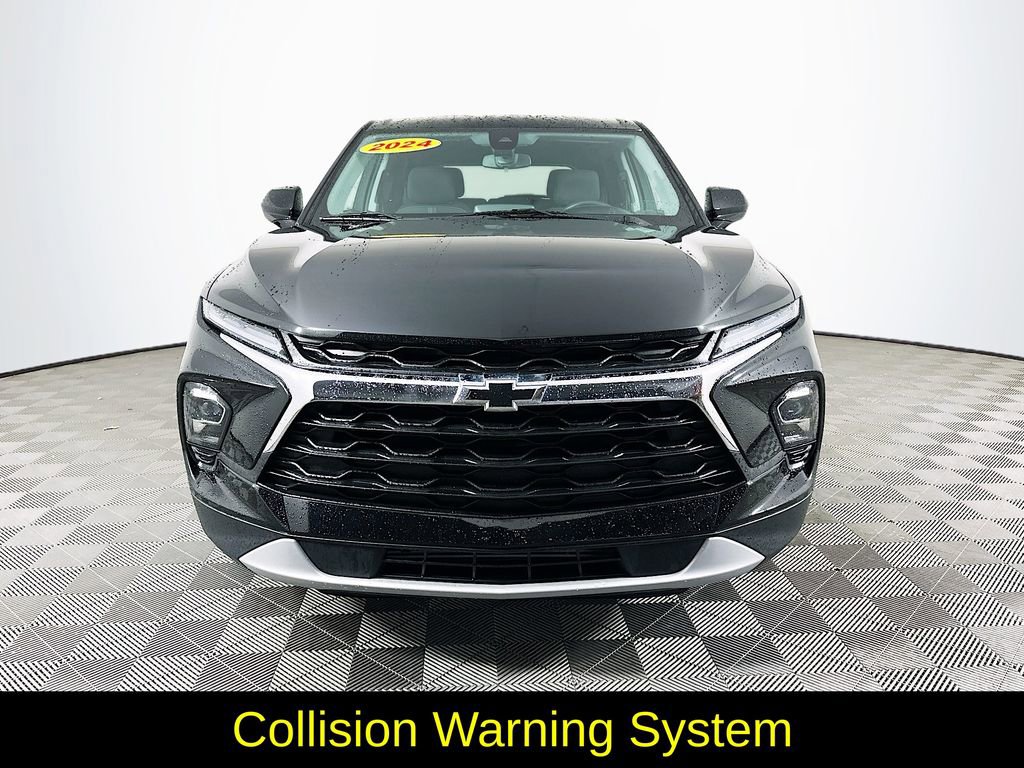 Used 2024 Chevrolet Blazer LT w/ Driver Confidence Package image 4