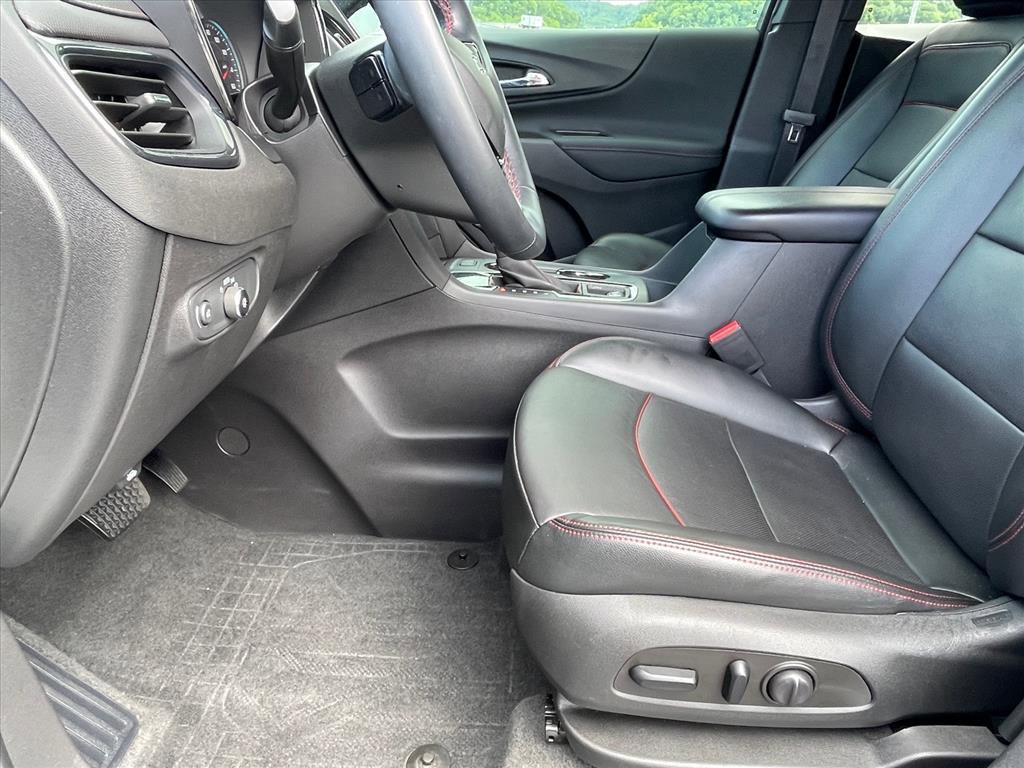 Used 2024 Chevrolet Equinox RS w/ RS Leather Package FWD image 21